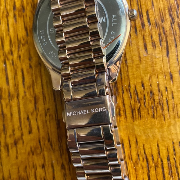 NWOT Michael Kors Blake Rose Gold MK3227 Ladies Quartz Watch - Picture 4 of 9